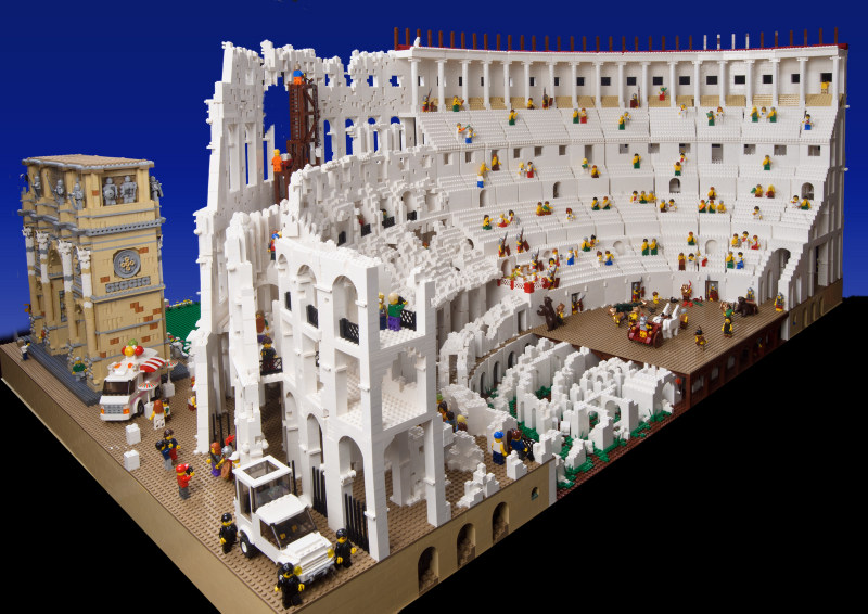 Illustration for article titled Massive 200,000-Piece Roman Colosseum Is the Most Impressive Lego Architecture Model I've Ever Seen